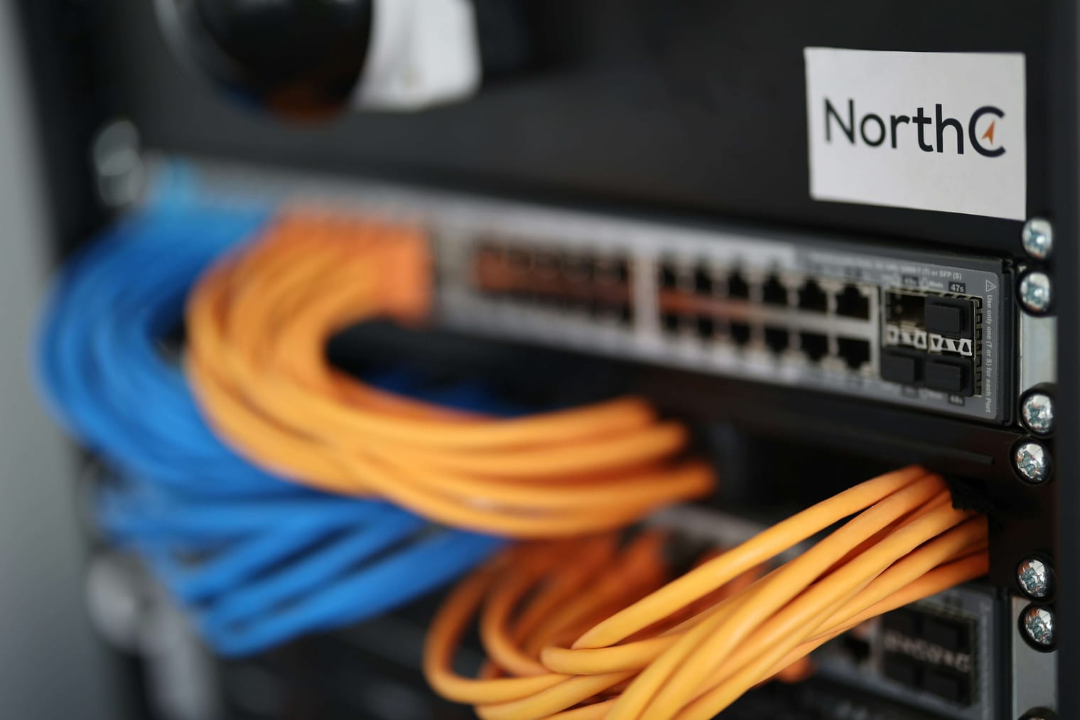 Fastweb Numero Verde: 192193, Contatti e Orari Aggiornati al 2026