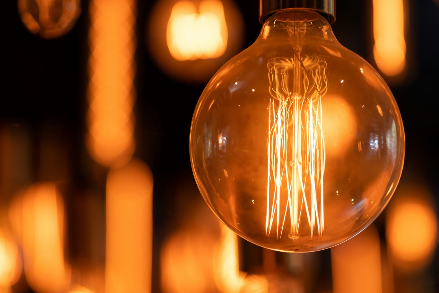 Recensioni Eni Plenitude: Opinioni sui Servizi Energetici